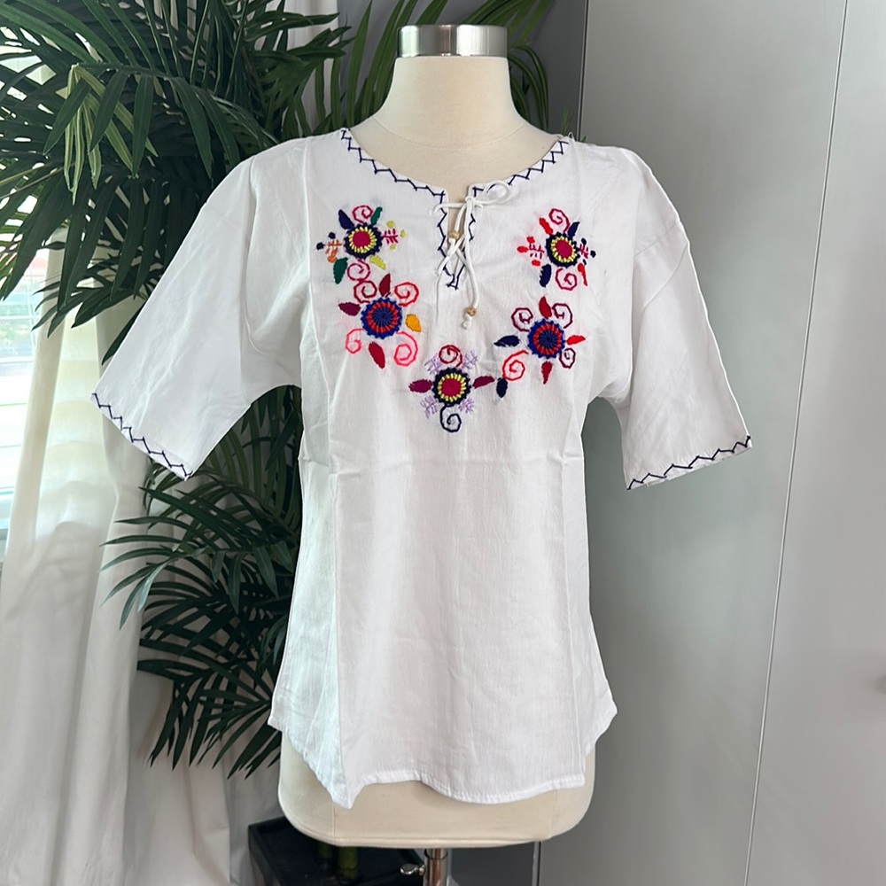 Bohemian hand made top/ hand embroidery 100% cotton.